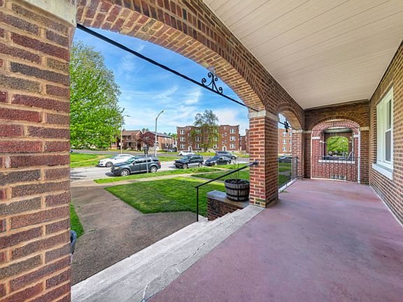 2nd image of 4202 Lawn Ave Floor 2