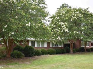 540 S Lewis St, Metter, GA 30439