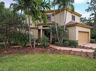 25330 Goldcrest Dr, Bonita Springs, FL 34134