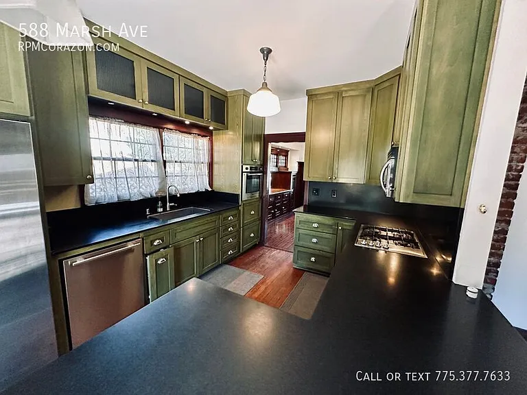 588 Marsh Ave — Photo 23