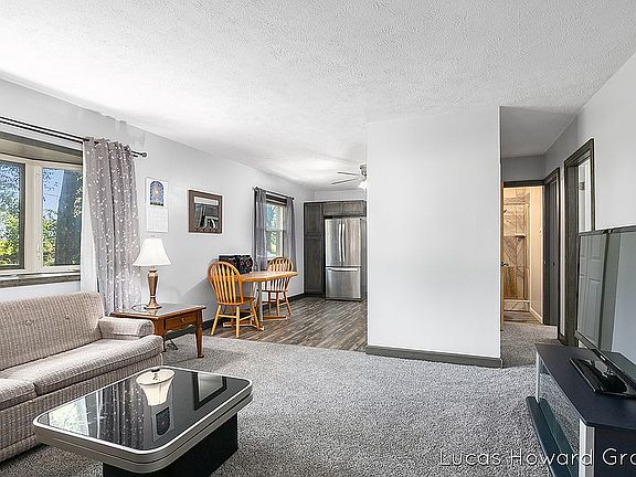 5th image of 15195 Lincoln Lake Ave NE