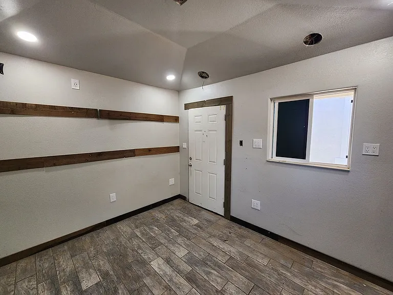 936 Haycastle Ct — Photo 11
