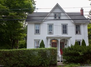 202 Brunswick Ave, Lambertville, NJ 08530