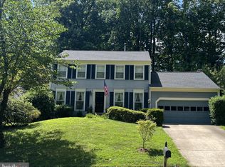 11689 Bennington Woods Rd, Reston, VA 20194
