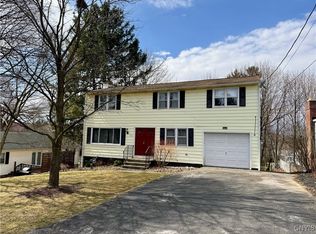 120 Marian Dr, Syracuse, NY 13219