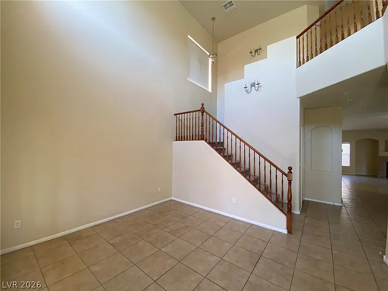 5980 Fidenza Ave — Photo 4