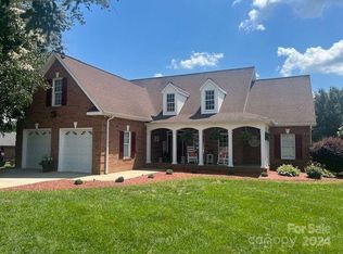 234 Seven Springs Loop, Statesville, NC 28625