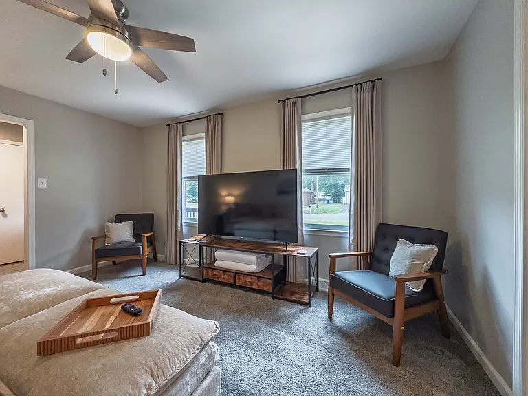 7205 John Elizabeth Pl — Photo 40