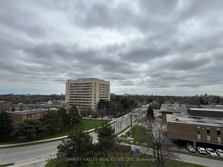 150 Neptune Dr #704 — Photo 9