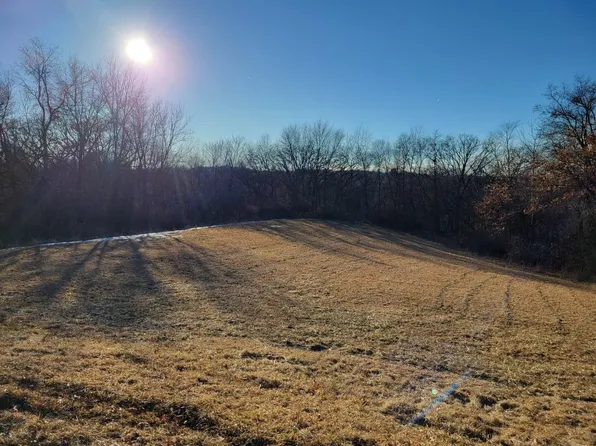 4A30 Colt Dr, Apple River, IL 61001