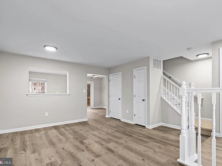328 Moseby Ct #1 — Photo 7