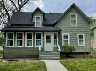 514 S 5th St, Milbank, SD 57252