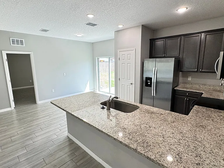 2613 Tolman Ave SE — Photo 39