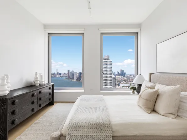 8 South 4th Street image 5 of 21