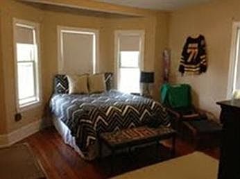 2nd image of 12 Middle St #2nd