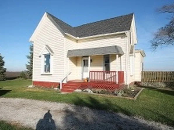 9434 Weidner Rd, Dalton City, IL 61925