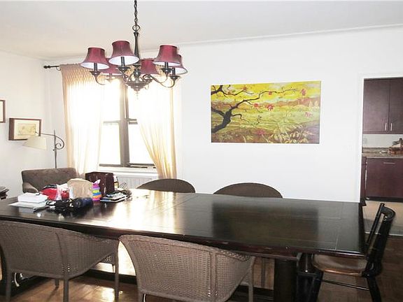 2nd image of 222 W 83rd St APT 12E