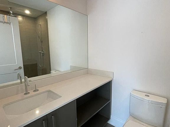 4th image of 88 Cumberland St #303