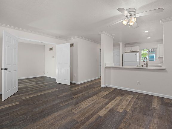 5th image of 7505 Charmant Dr #1610
