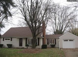 4015 Crestwood St NW, Canton, OH