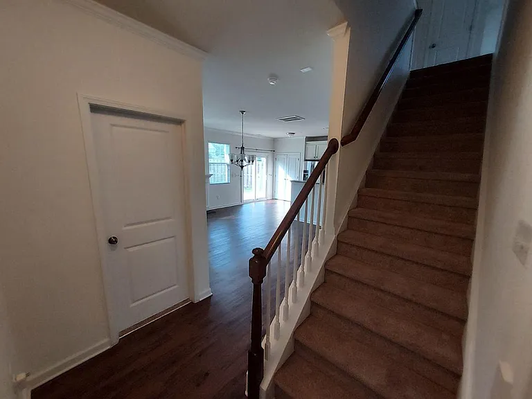 608 Stapleford Ln — Photo 14