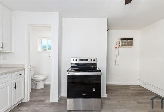 5th image of 2412 E Monroe St APT 7