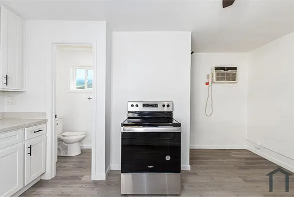 2412 E Monroe St #7 — Photo 5