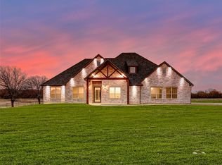 7604 County Road 1052, Celeste, TX 75423