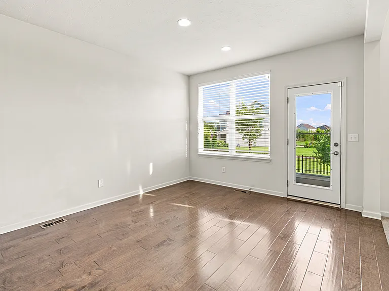 15555 Memorial Way — Photo 20