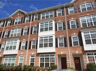 22818 Ferncrest Ter, Ashburn, VA 20148
