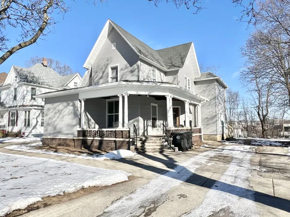 747 Parker Ave, Beloit, WI 53511