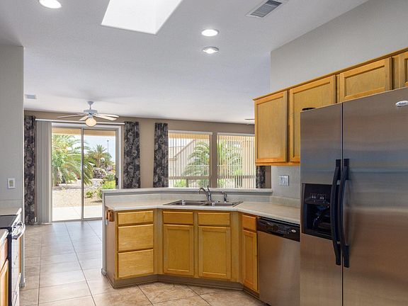 4th image of 15818 W Bridgewood Dr