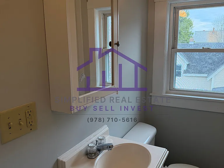 159 Park St #6 — Photo 9