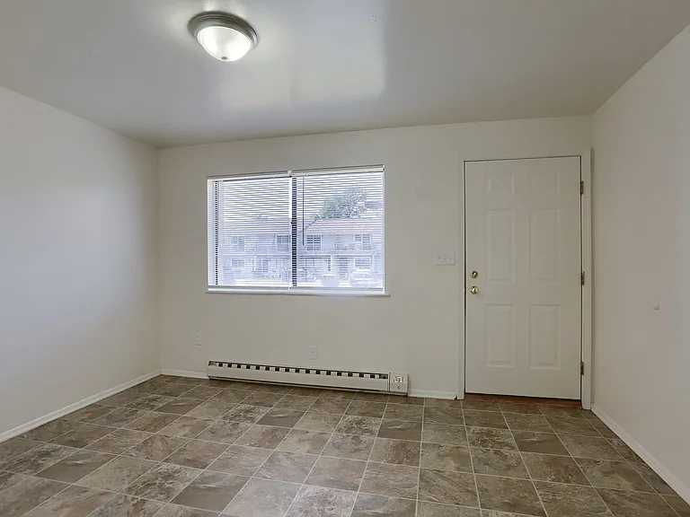 700 Salem Rd — Photo 5