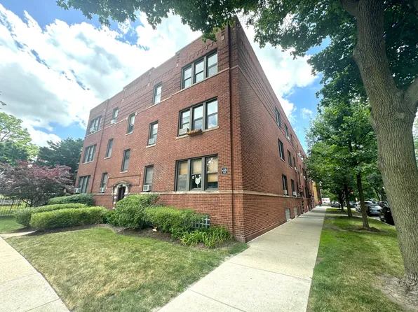 1945 W Argyle St #2, Chicago, IL 60640