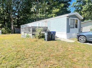 17 Hemlock Dr, Gorham, ME 04038