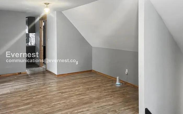 10110 Parkgate Ave #3 — Photo 11