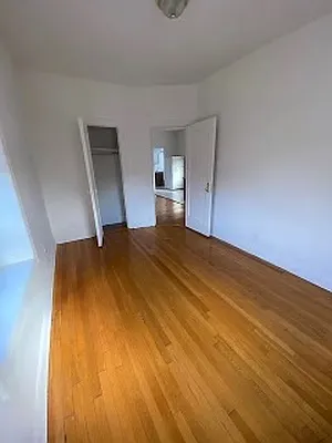 Rented by REALTY QUEST NEW YORK INC | media 4