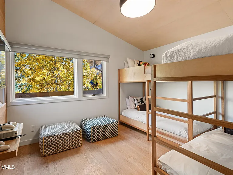 800 S Monarch St #9 — Photo 18
