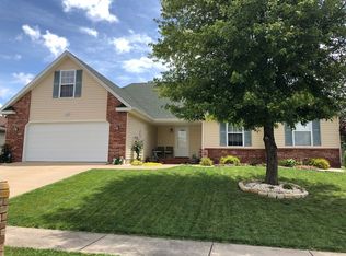 448 N Taylor Dr, Republic, MO 65738