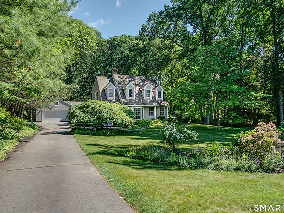 2nd image of 38 Hickory Hill Road