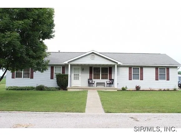 413 College St photo 1