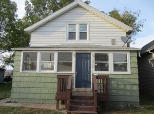 1023 W Dubail Ave, South Bend, IN 46613