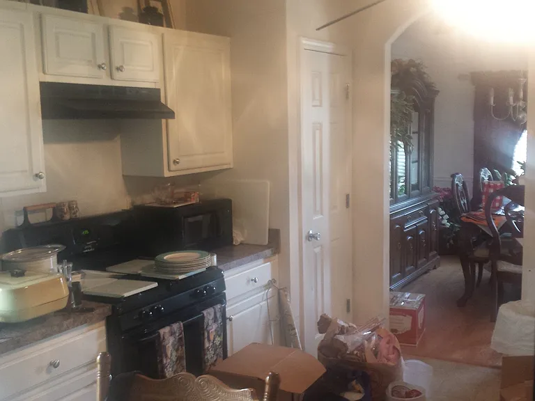 60 Lassiter Dr — Photo 2