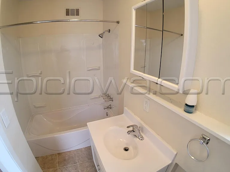 1001 C Ave NW — Photo 12