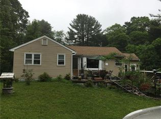 4 Washington Ave, Monroe Township, NJ 08831