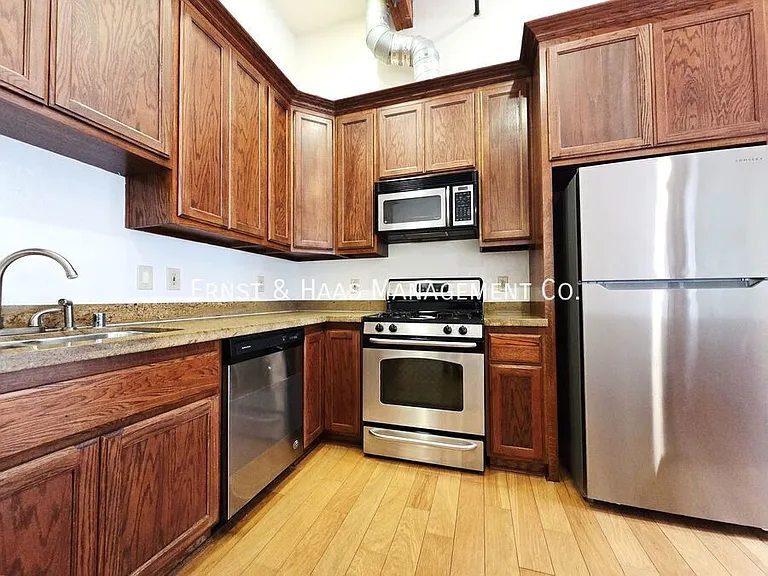 800 S Pacific Ave #208 — Photo 9