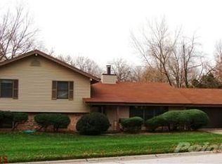 6 Paris Ct, Lake Saint Louis, MO 63367
