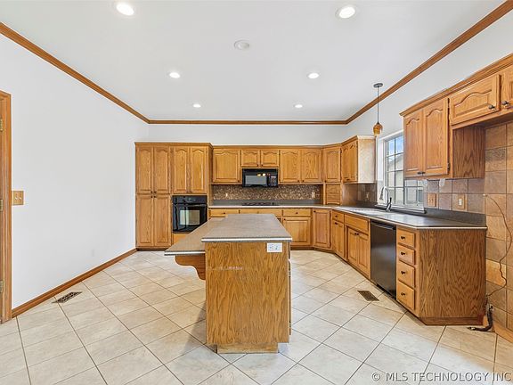 4th image of 5963 S 286th East Ave