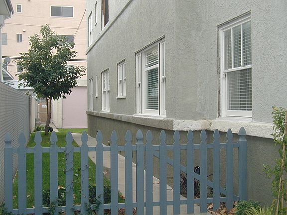 3rd image of 1624 E 1st St